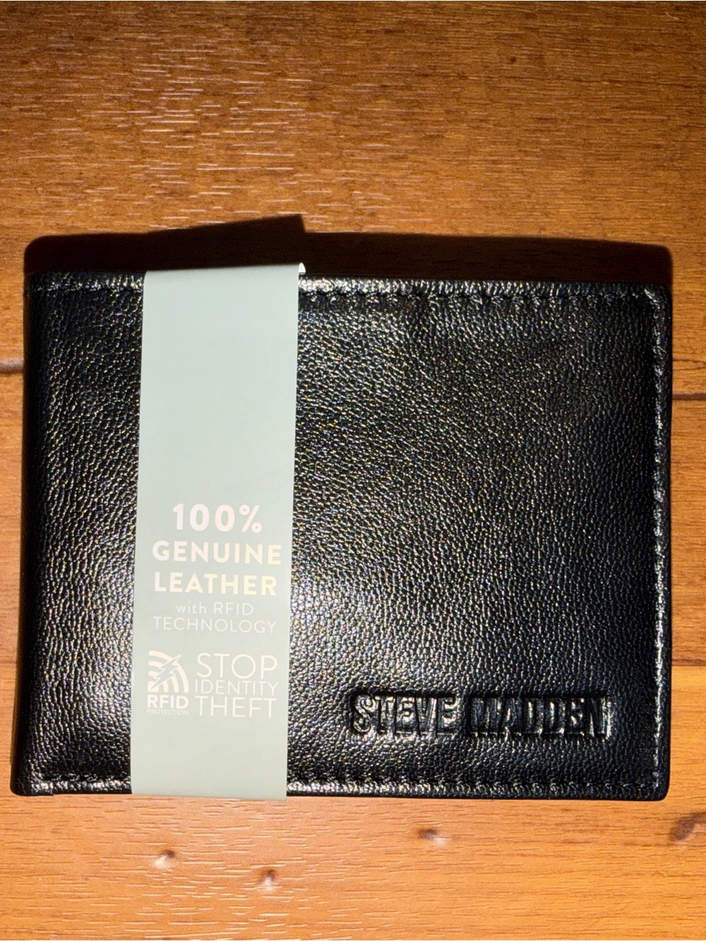 NWT- Steve Madden Black Genuine Leather RFID Bifold Wallet